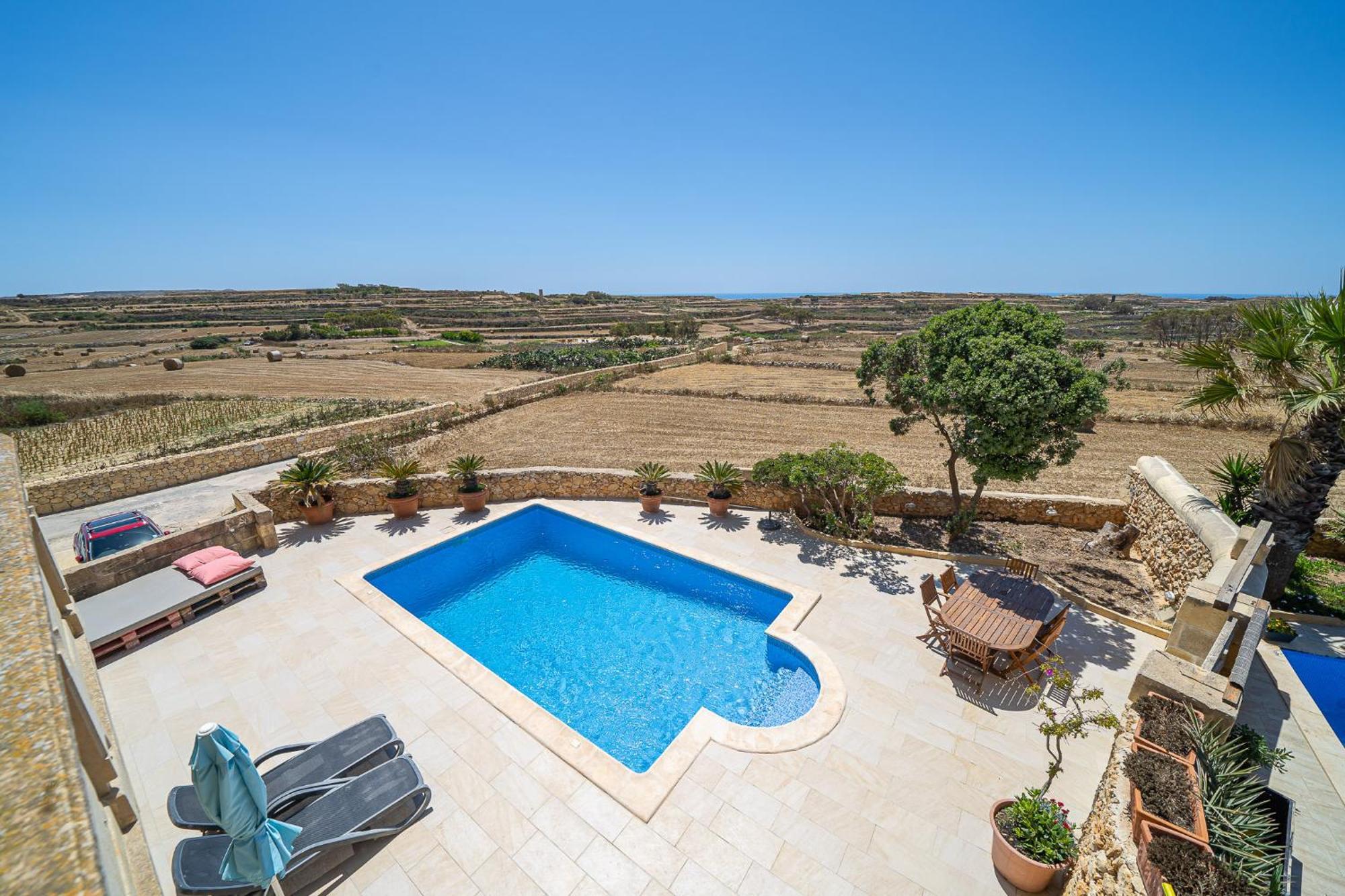 Lonza Gharb Farmhouse Esterno foto