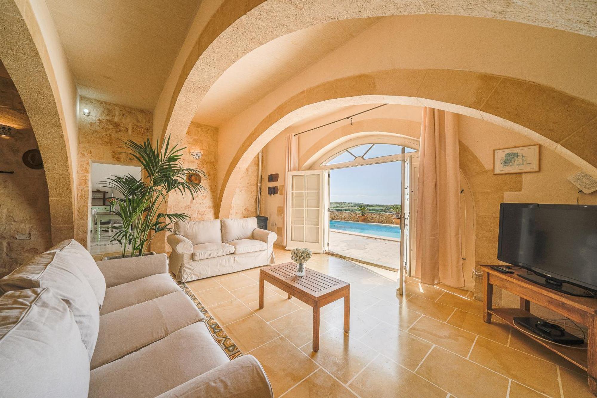 Lonza Gharb Farmhouse Esterno foto