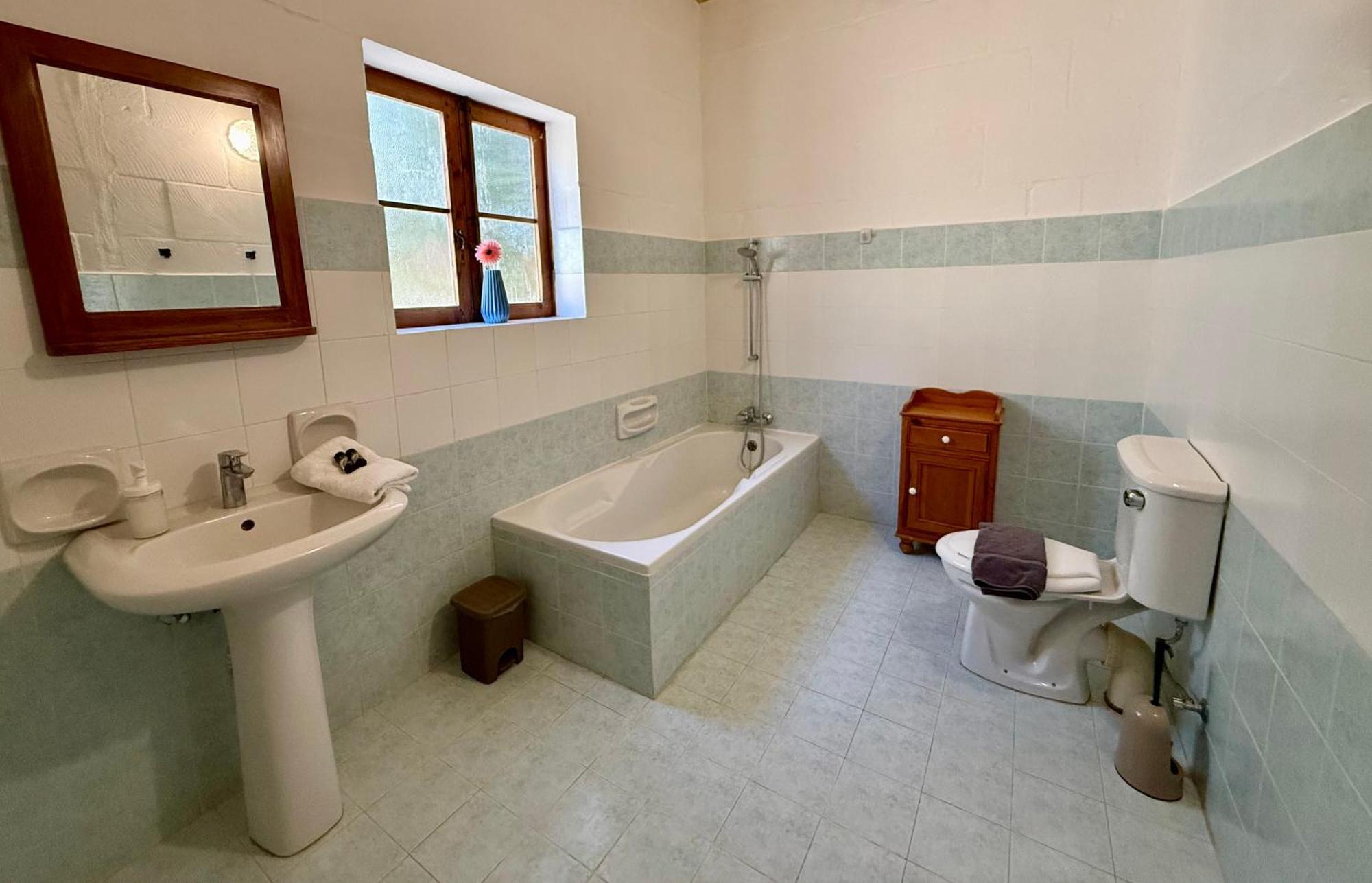Lonza Gharb Farmhouse Esterno foto