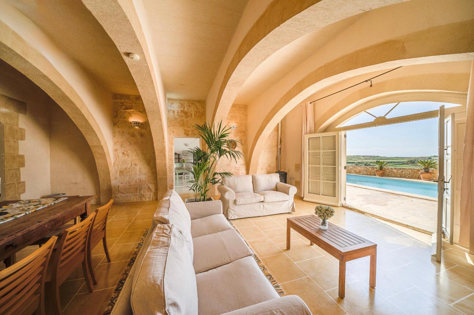Lonza Gharb Farmhouse Esterno foto