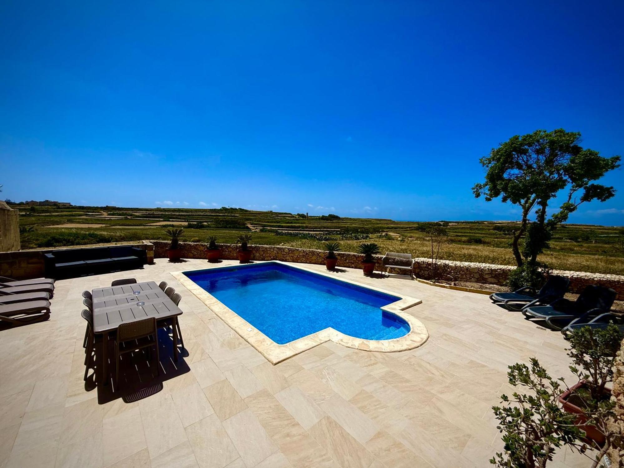 Lonza Gharb Farmhouse Esterno foto